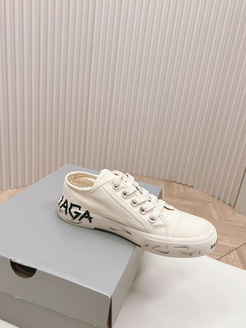 Balenciaga Low Shoes